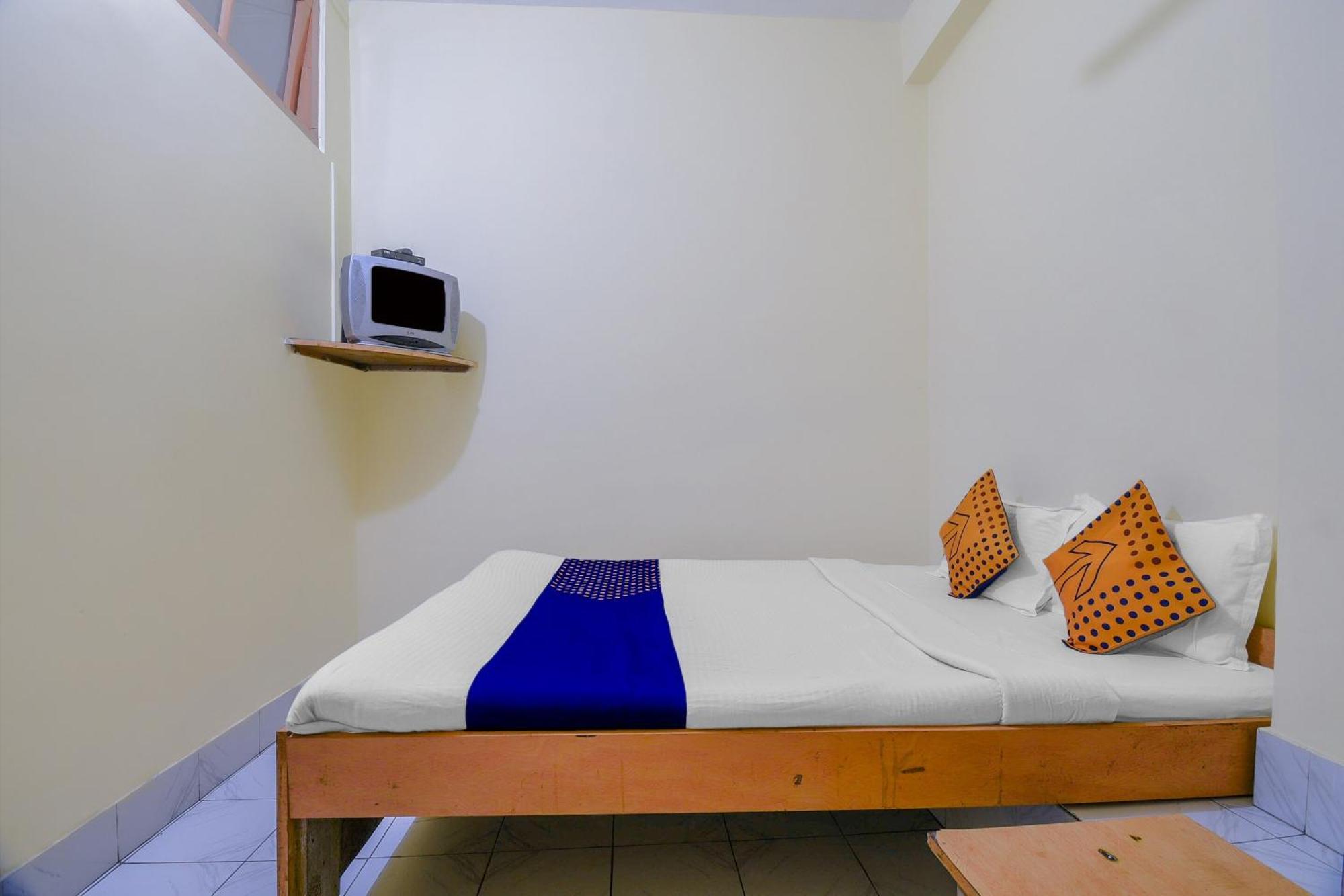 Oyo Flagship 71156 Hotel Jaybee'S Дибругарх Экстерьер фото